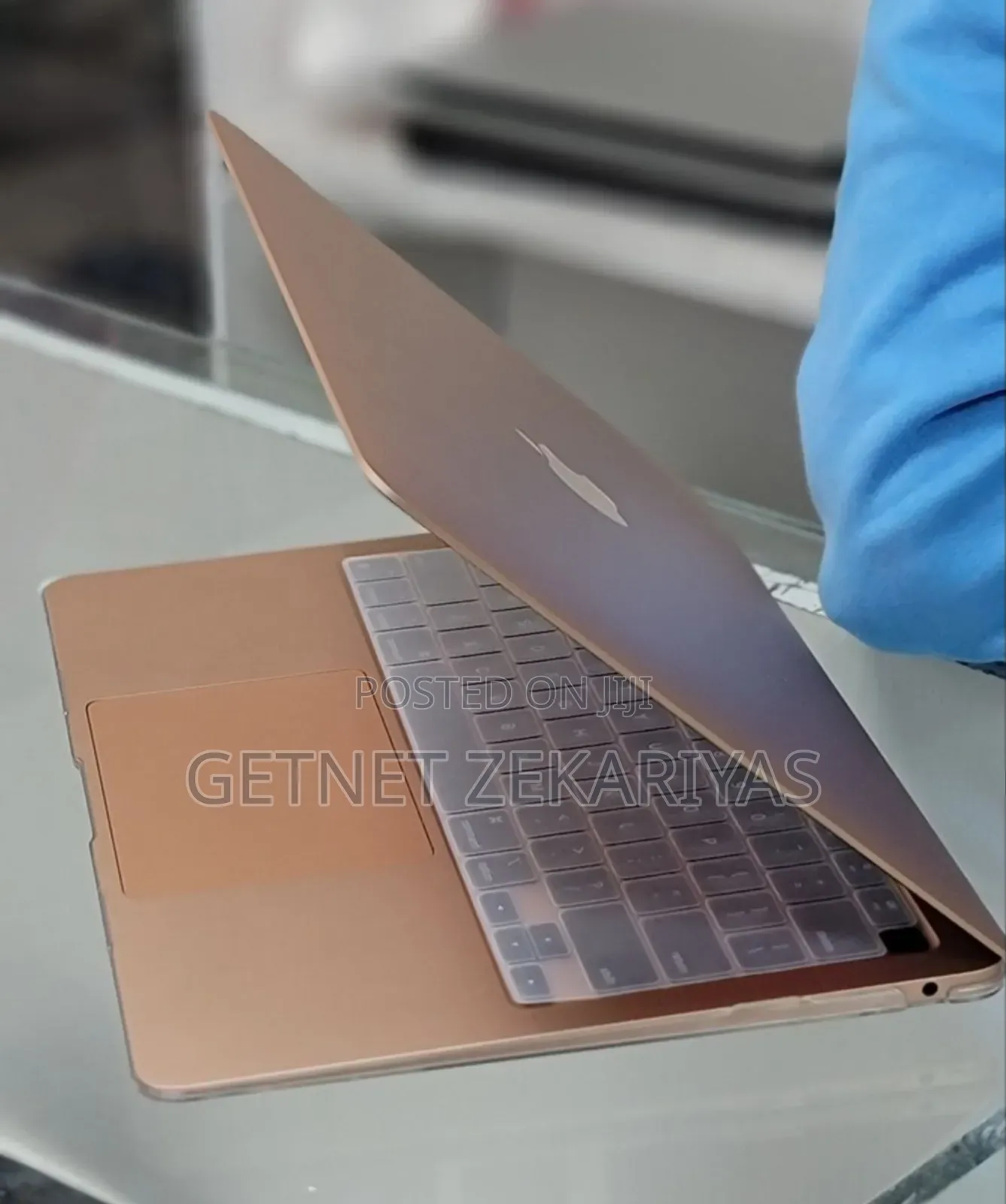 New Laptop Apple MacBook Air 8GB Apple M1 SSD 256GB