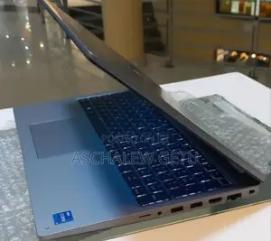 New Laptop Dell Latitude 5540 16GB Intel Core I7 SSD 512GB