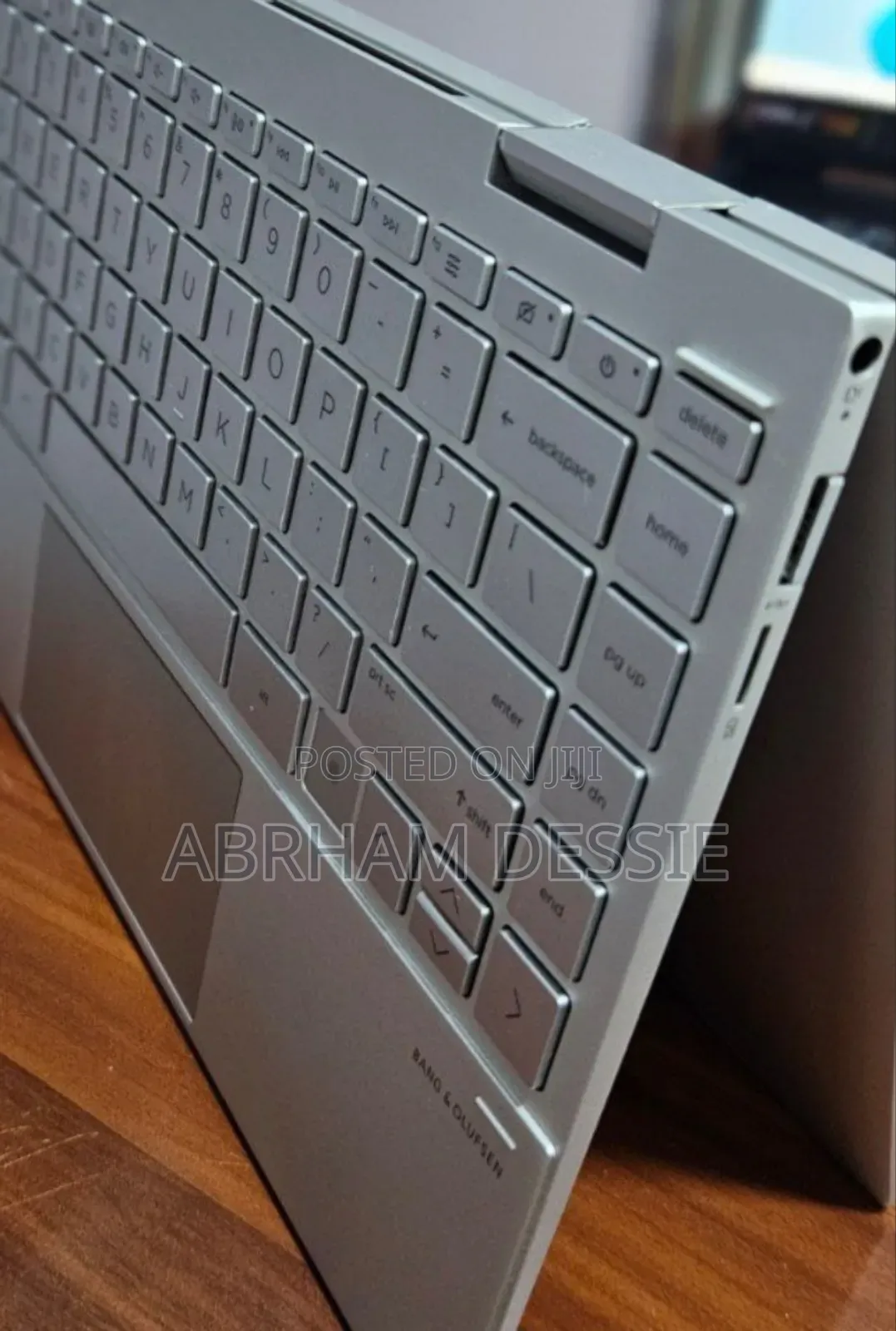 New Laptop HP Envy X360 8GB Intel Core I7 SSD 512GB