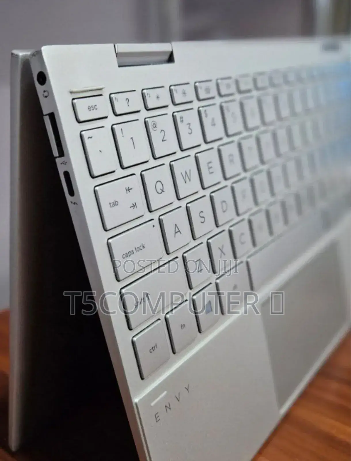 New Laptop HP Envy X360 8GB Intel Core I7 SSD 512GB