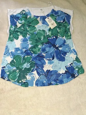 Women Top. Size M,L