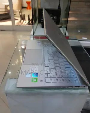 New Laptop HP 16GB Intel Core I5 SSD 512GB