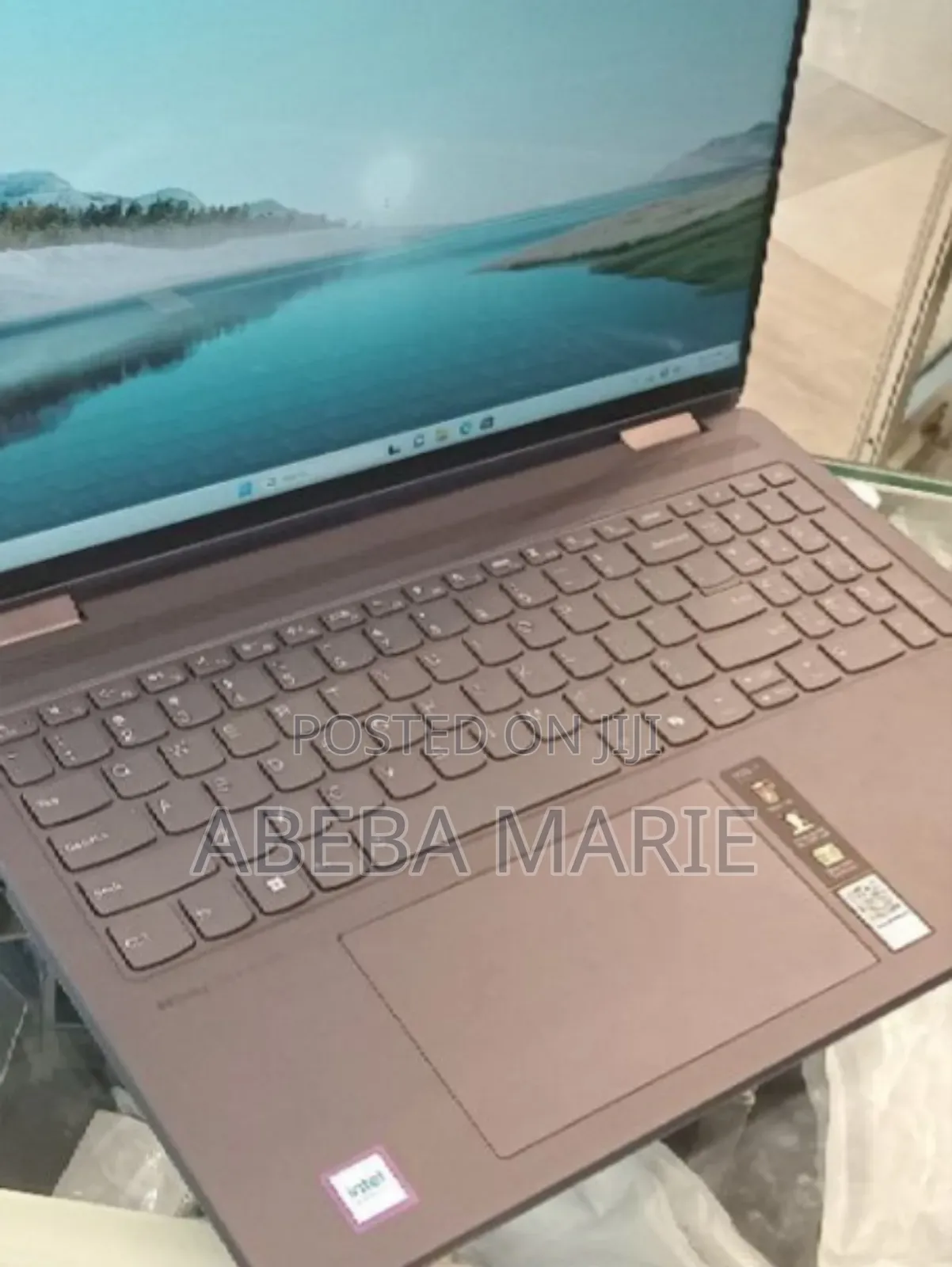 New Laptop Lenovo Yoga 7i 16GB Intel Core Ultra 7 SSD 1T