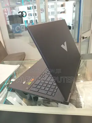New Laptop HP Victus 16 16GB AMD Ryzen 7 SSD 1T