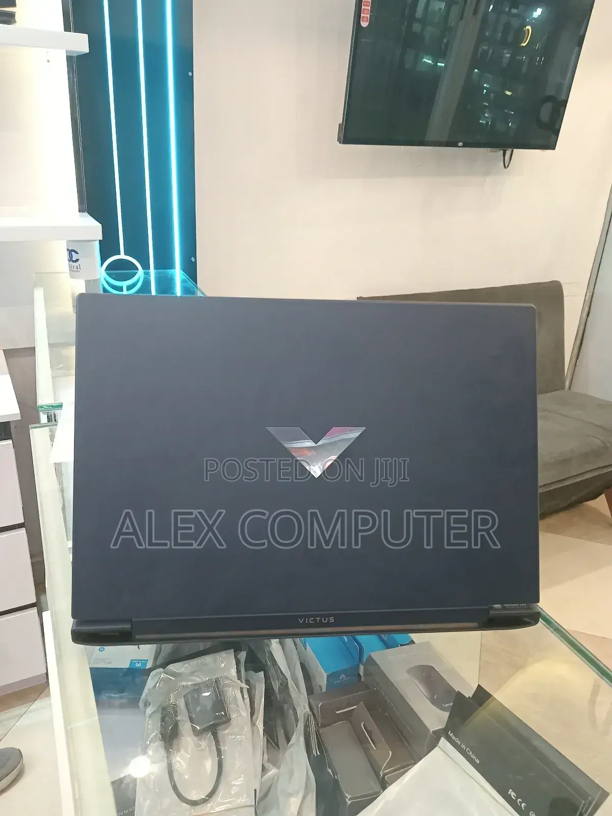 New Laptop HP Victus 16 16GB AMD Ryzen 7 SSD 1T