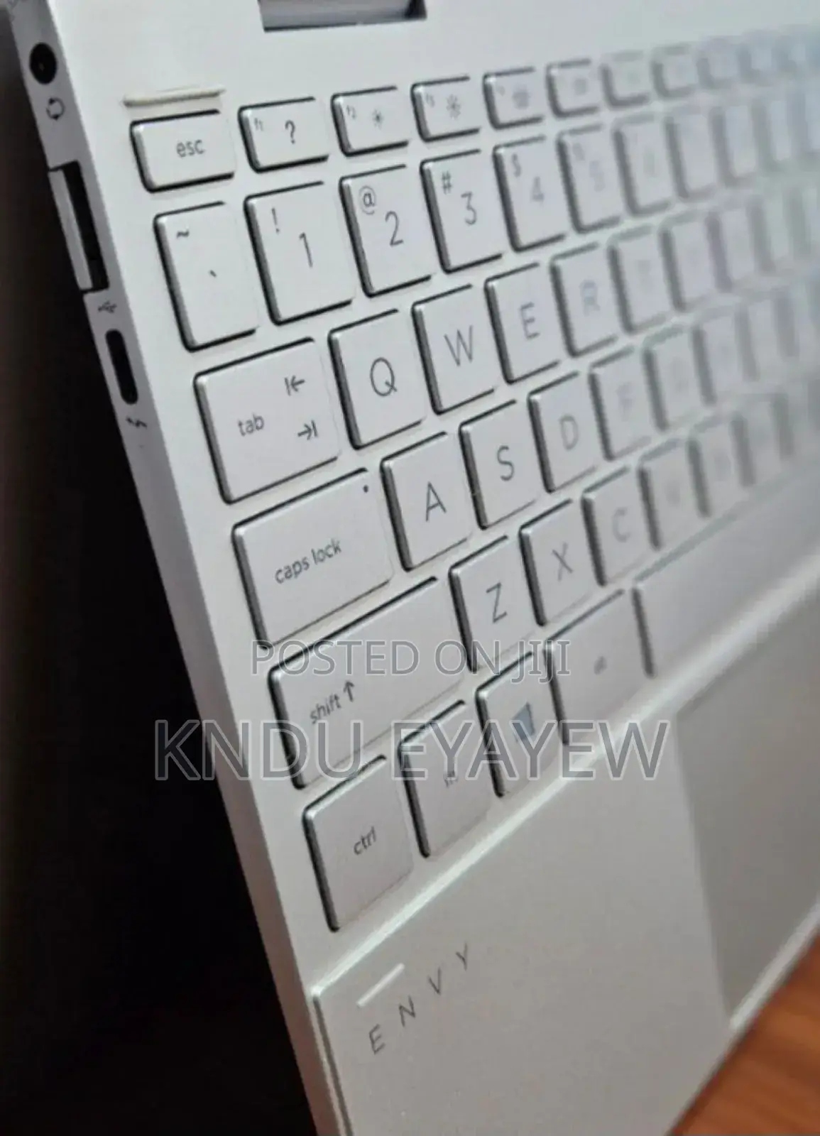 New Laptop HP Envy X360 8GB Intel Core I7 SSD 512GB