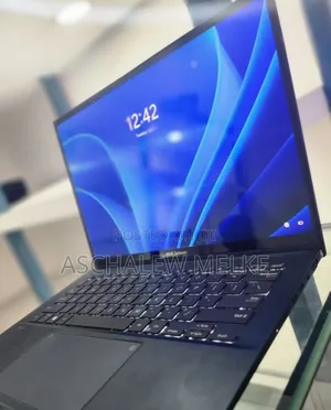 Photo - New Laptop Asus ZenBook UX31LA 16GB Intel Core I7 SSD 512GB
