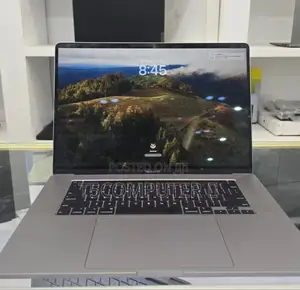 Photo - New Laptop Apple MacBook Pro 2019 16GB Intel Core I9 SSD 1T
