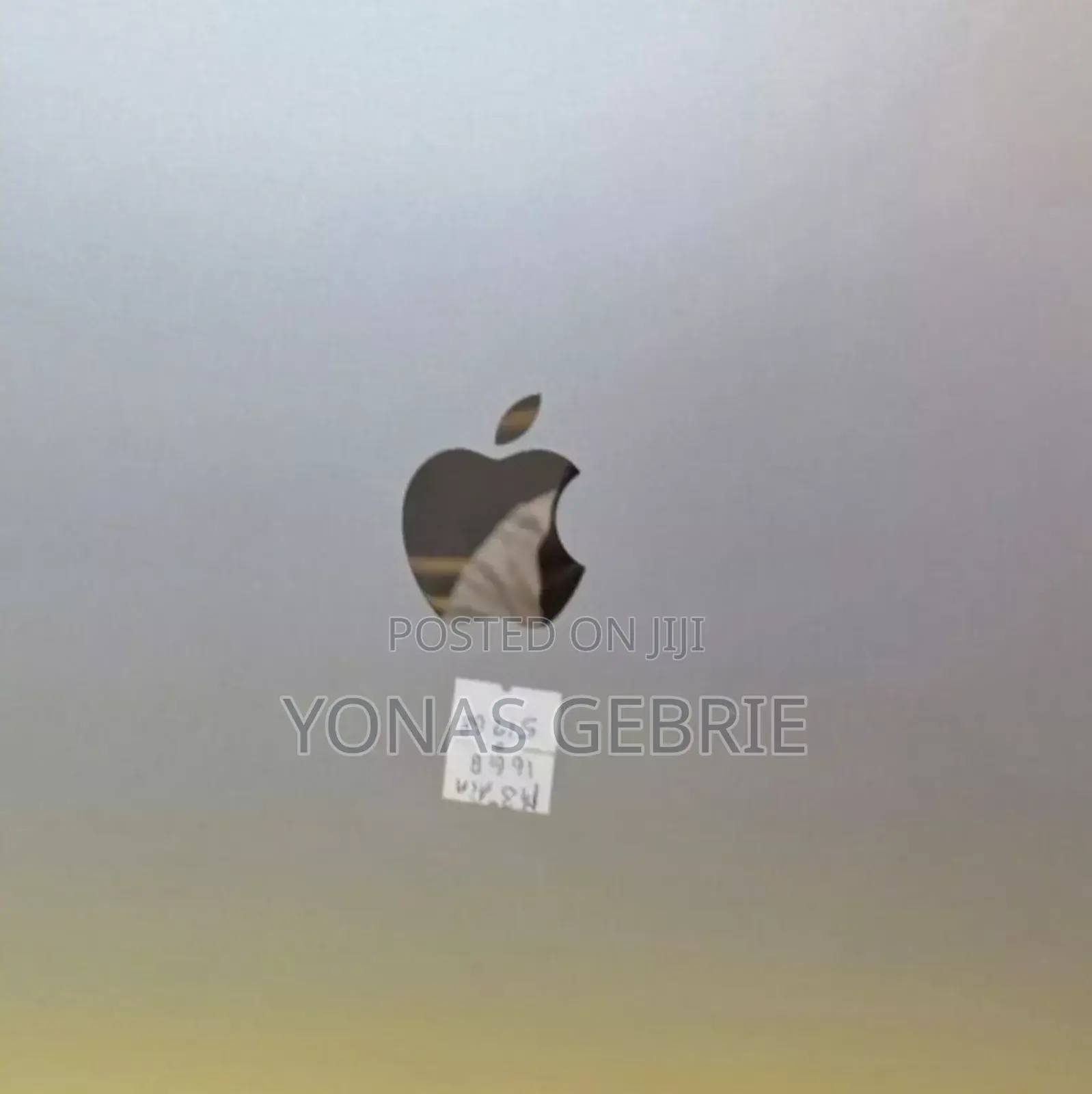 New Laptop Apple MacBook Air 2024 M3 15-Inch 16GB Apple M3 SSD 512GB