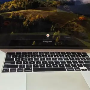 New Laptop Apple MacBook Air 2024 M3 15-Inch 16GB Apple M3 SSD 512GB