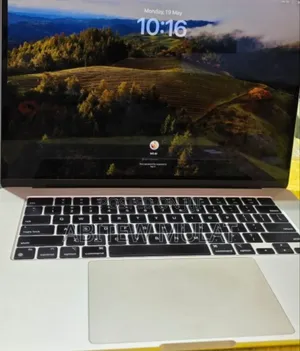 Photo - New Laptop Apple MacBook Air 2024 M3 15-Inch 16GB Apple M3 SSD 512GB