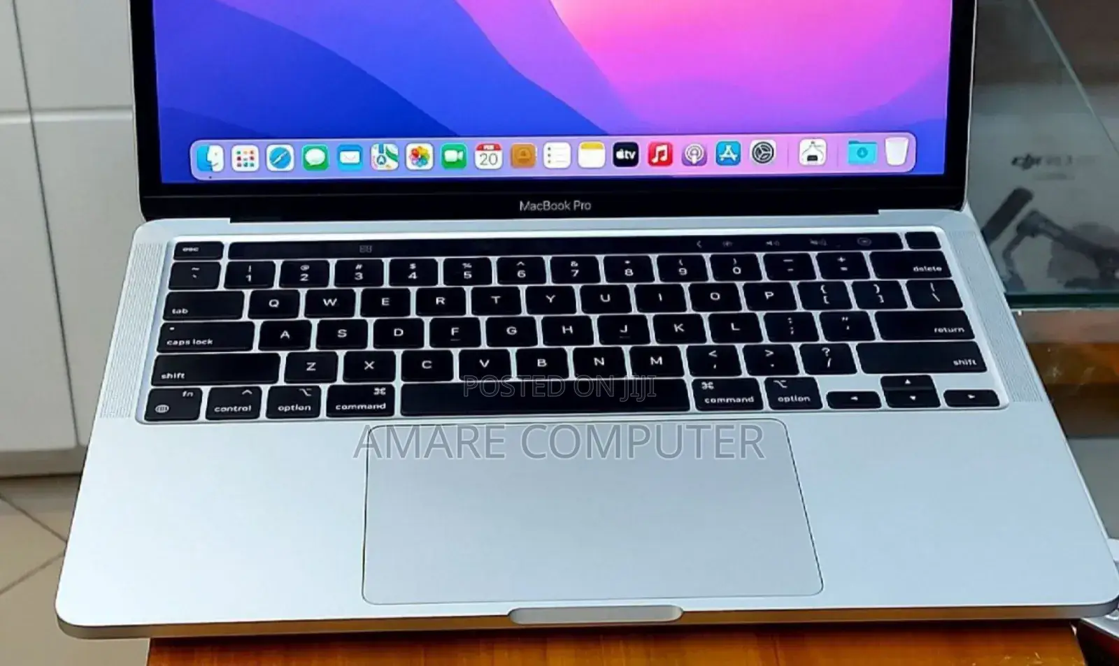 New Laptop Apple MacBook Pro M1 8GB Apple M1 SSD 512GB