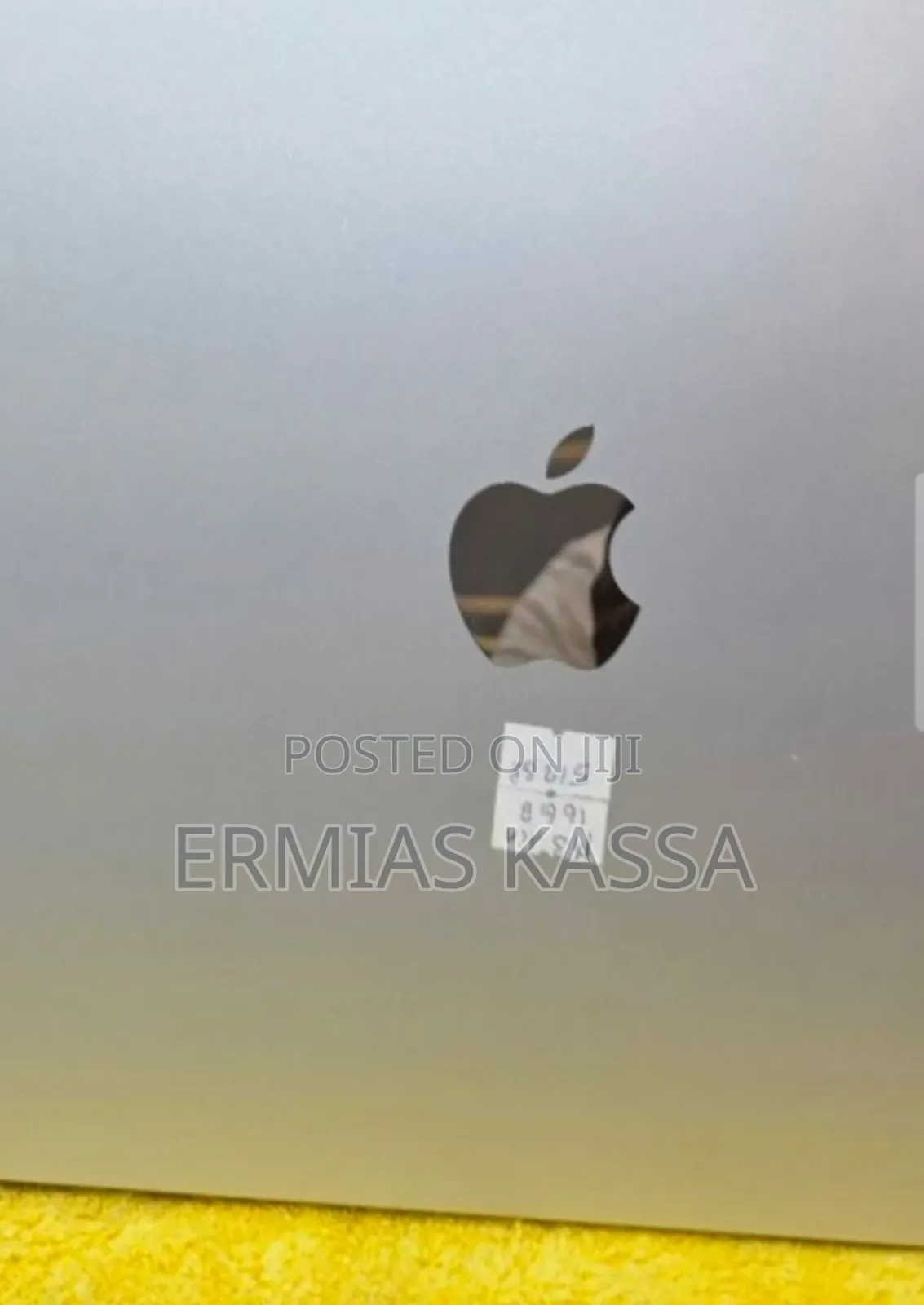 New Laptop Apple MacBook Air 2024 M3 15-Inch 16GB Apple M3 SSD 512GB