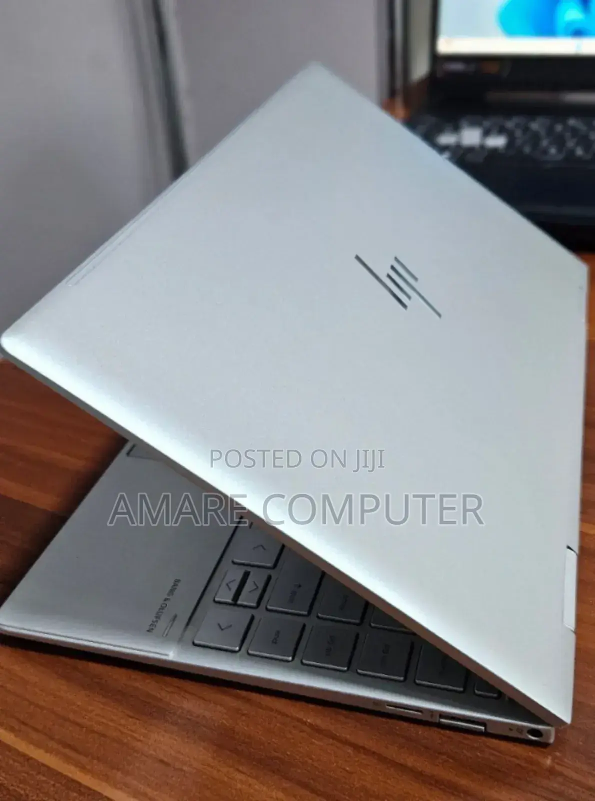 New Laptop HP Envy X360 8GB Intel Core I7 SSD 512GB