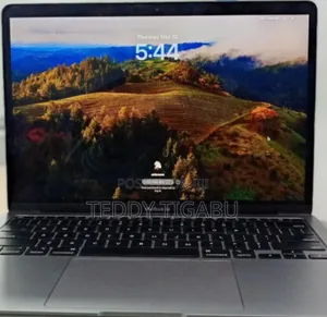 New Laptop Apple MacBook Air 2020 M1 8GB Intel Core I5 SSD 256GB