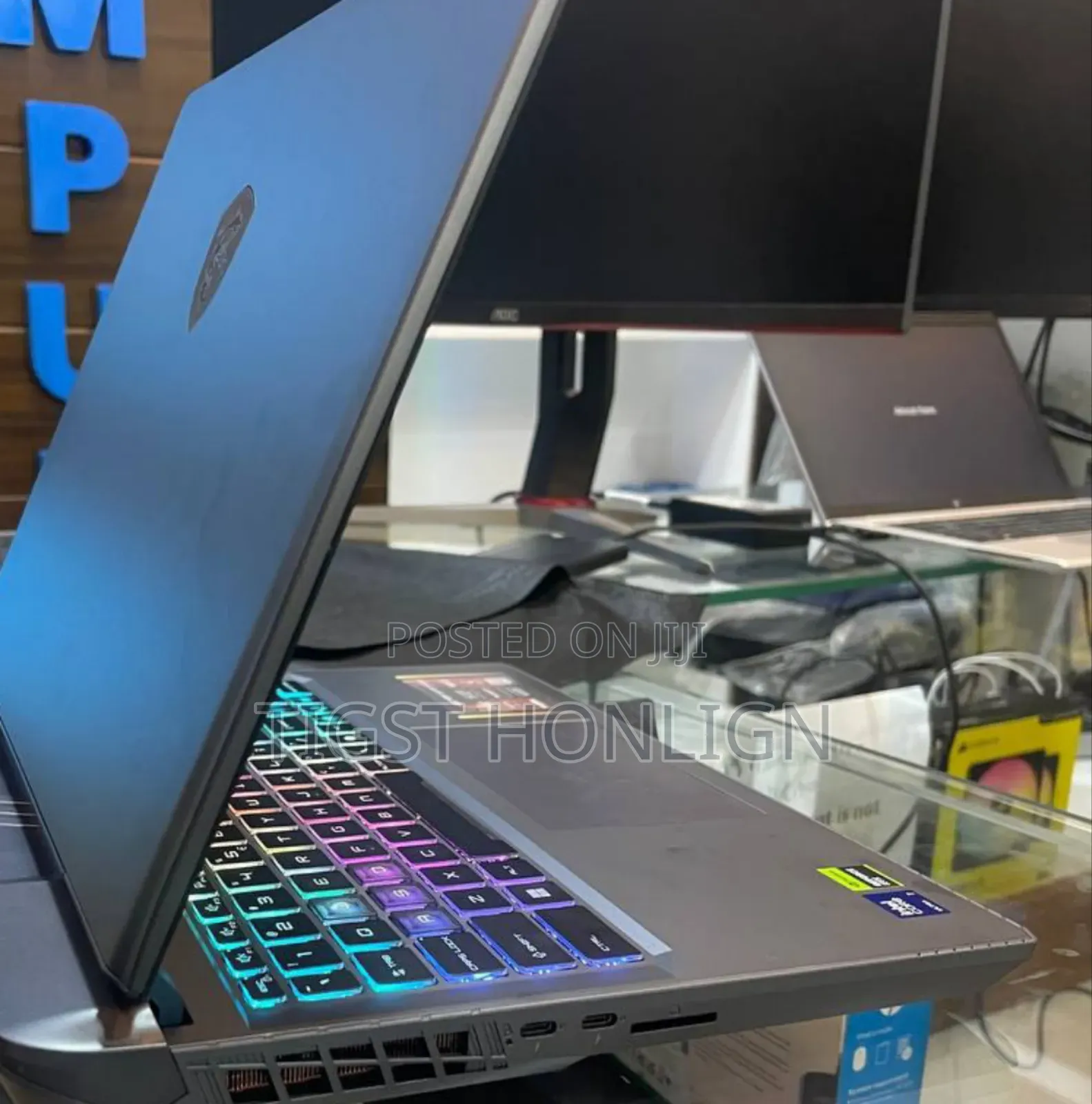 New Laptop MSI Vector GP68 HX 13V 16GB Intel Core Ultra 7 SSD 1T
