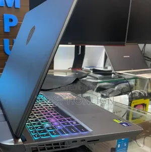 New Laptop MSI Vector GP68 HX 13V 16GB Intel Core Ultra 7 SSD 1T