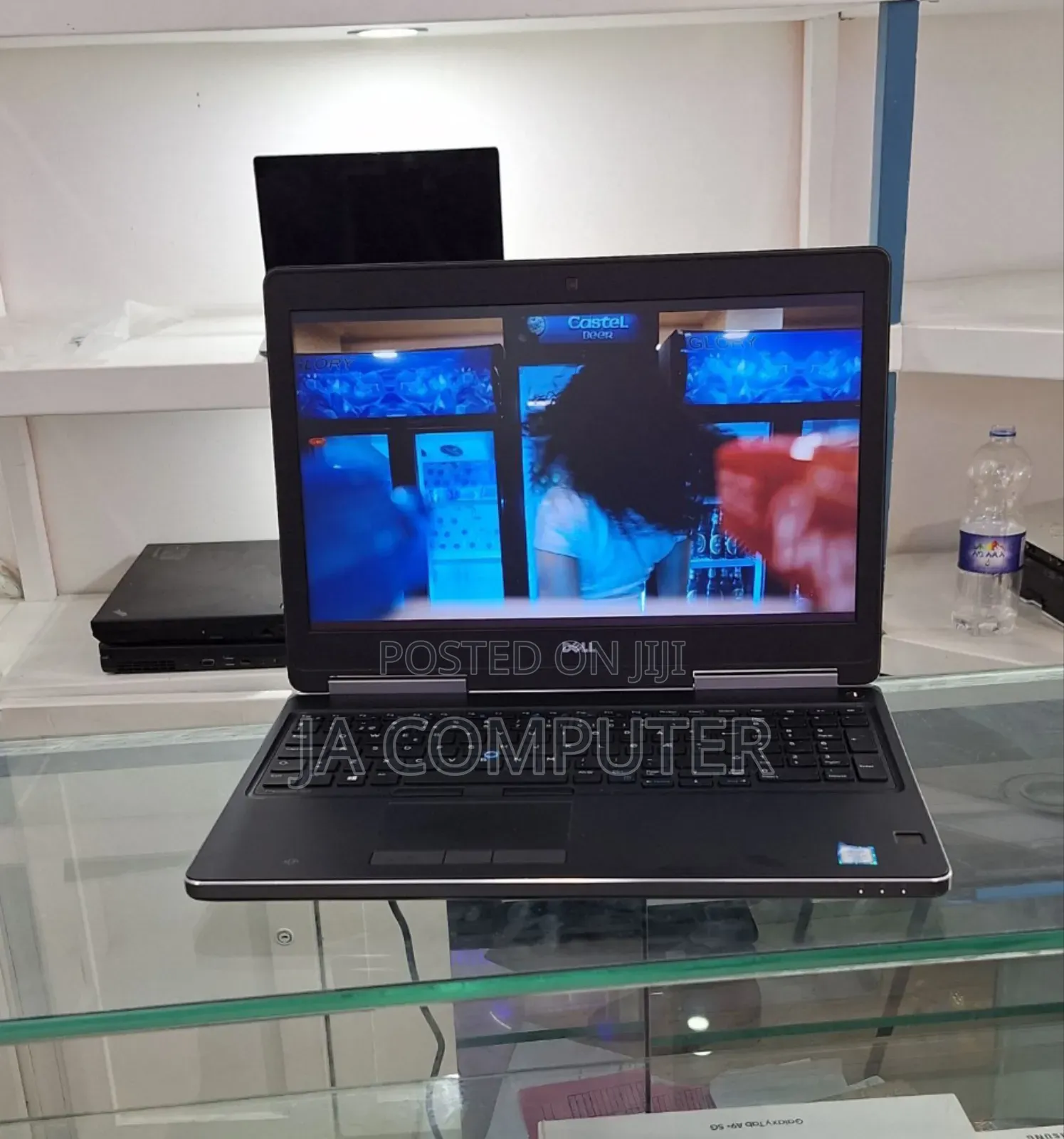 New Laptop Dell 16GB Intel Core I5 SSD 512GB