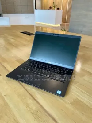 Laptop Dell Latitude 5300 8GB Intel Core I5 SSD 512GB