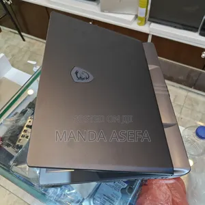 New Laptop MSI Vector 17 HX AI A2XWJG 16GB Intel Core Ultra 7 SSD 1T