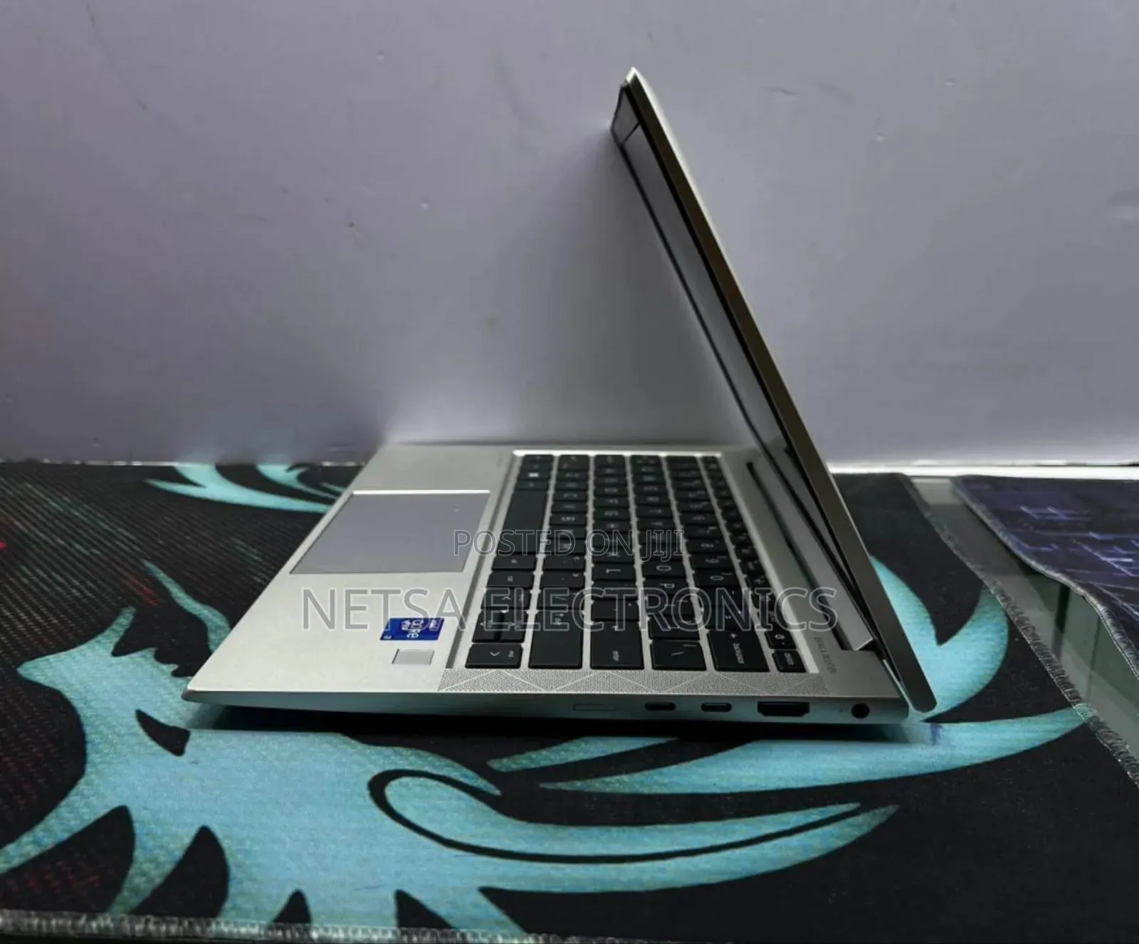 New Laptop HP EliteBook 830 G8 16GB Intel Core I7 SSD 512GB