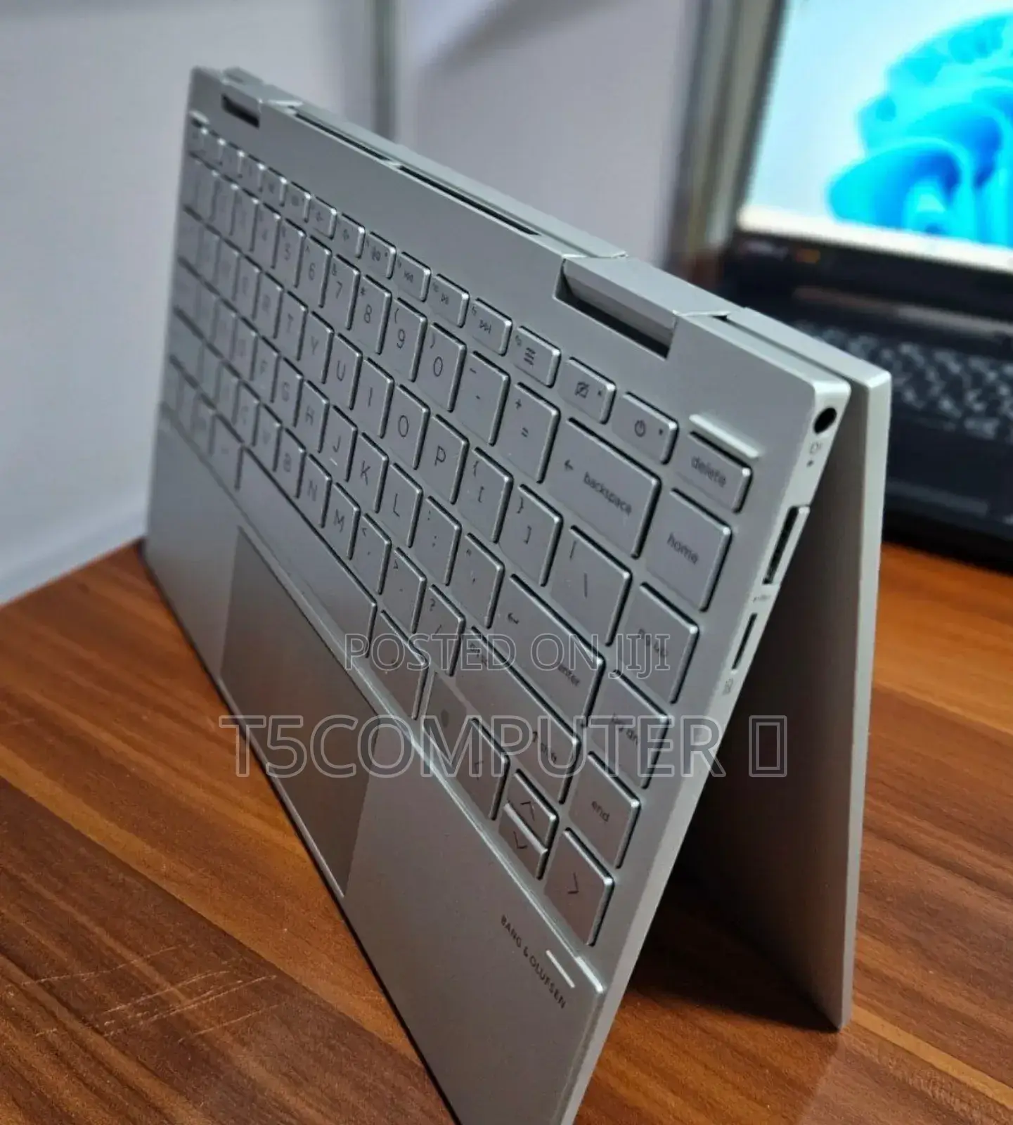 New Laptop HP Envy X360 8GB Intel Core I7 SSD 512GB