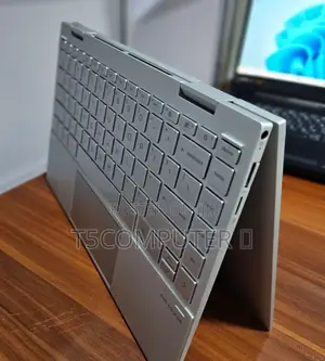 New Laptop HP Envy X360 8GB Intel Core I7 SSD 512GB