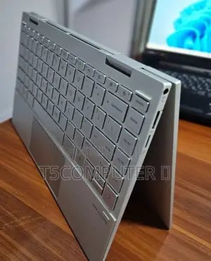 New Laptop HP Envy X360 8GB Intel Core I7 SSD 512GB