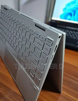 New Laptop HP Envy X360 8GB Intel Core I7 SSD 512GB