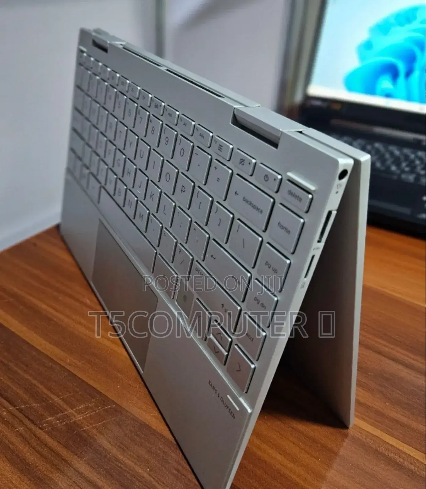 New Laptop HP Envy X360 8GB Intel Core I7 SSD 512GB