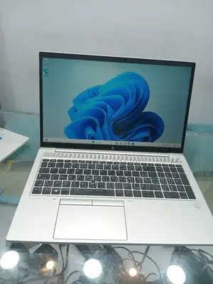New Laptop HP EliteBook 850 G8 16GB Intel Core I7 SSD 512GB