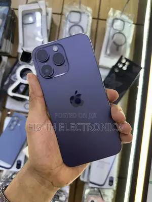 Photo - Apple iPhone 14 Pro Max 512 GB Purple