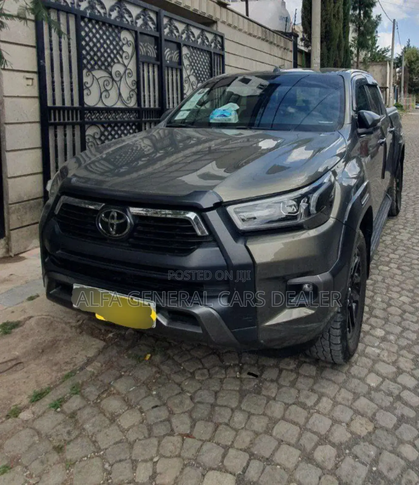 Toyota Hilux 2021 Gray