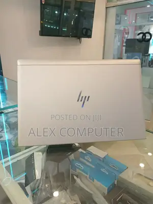 New Laptop HP EliteBook 840 G8 16GB Intel Core I7 SSD 512GB