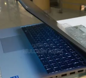 New Laptop Dell Latitude 5310 8GB Intel Core I5 SSD 256GB