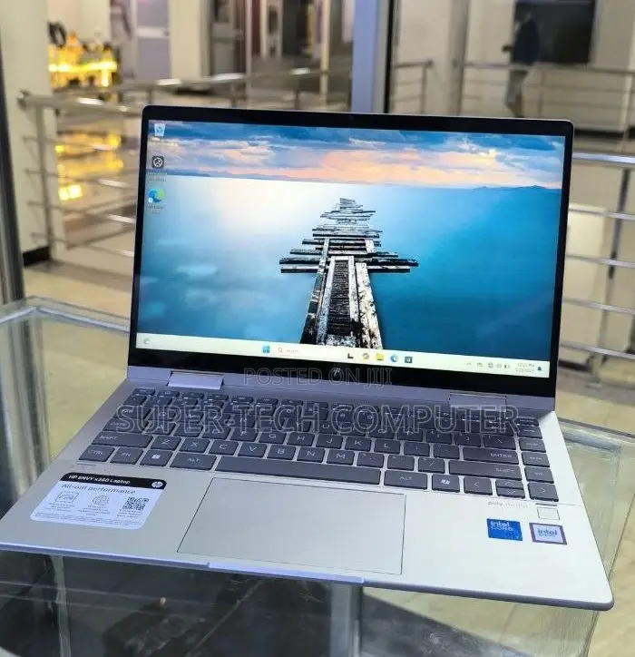 New Laptop HP Envy X360 16GB Intel Core I7 SSD 1T