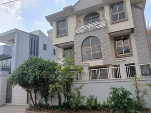 8bdrm Villa in ሳሚት ካብሪጅ, Bole for rent