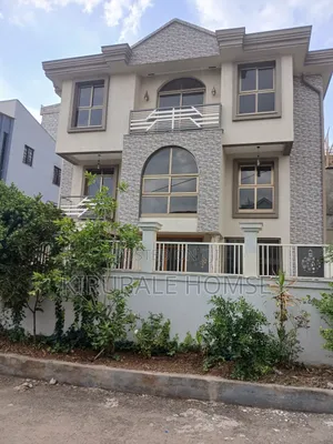 8bdrm Villa in ሳሚት ካብሪጅ, Bole for rent