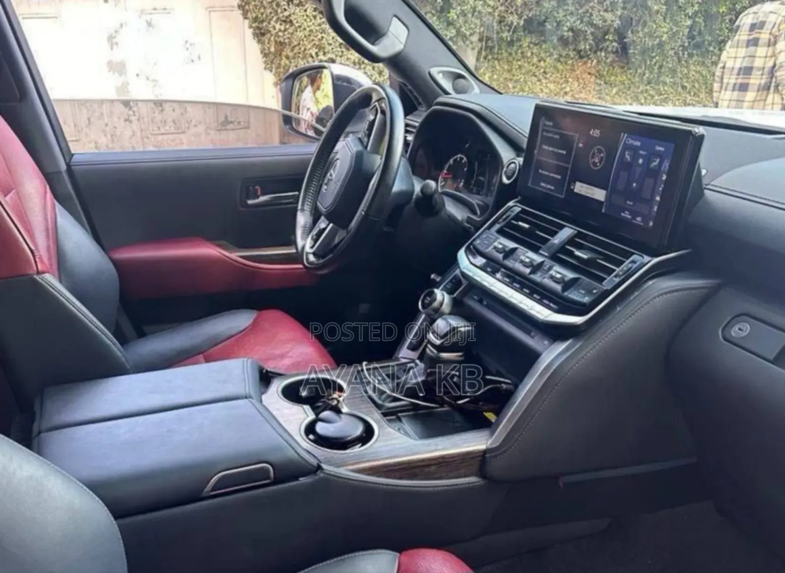 Toyota Land Cruiser 2023 White