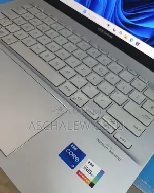 New Laptop Asus ZenBook UX32VD 16GB Intel Core I7 SSD 1T