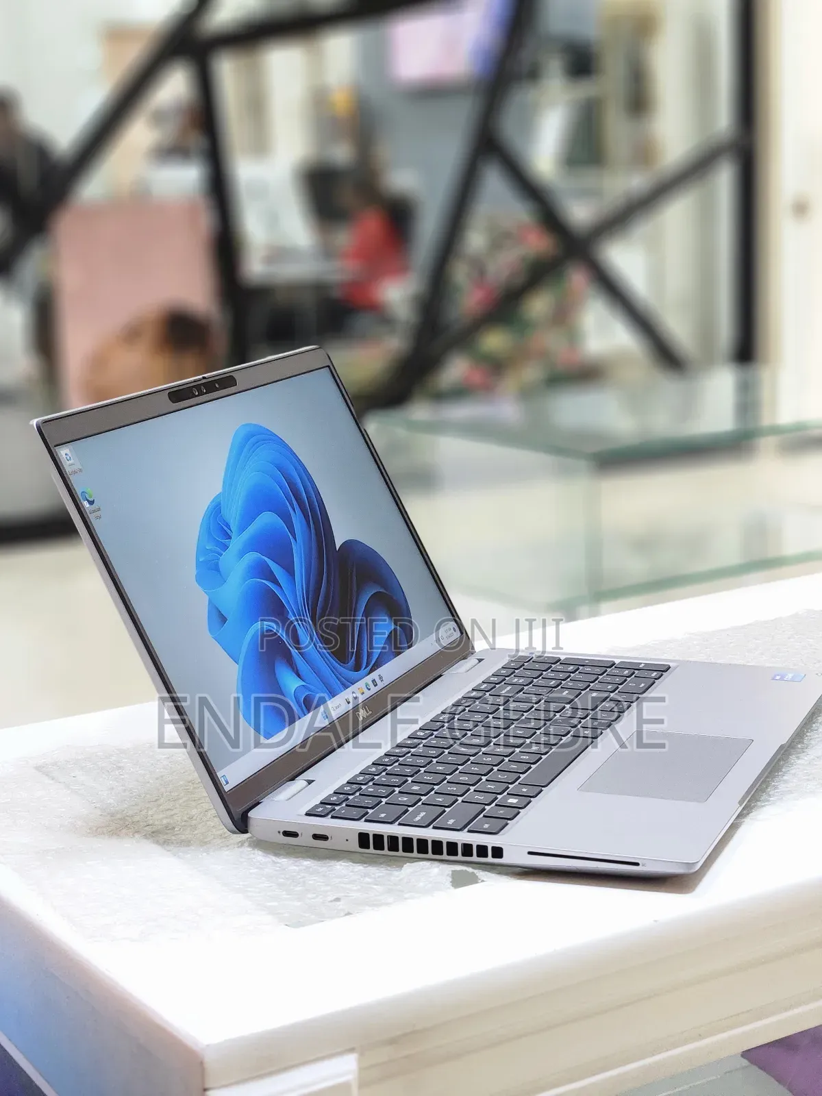 New Laptop Dell Latitude 5540 16GB Intel Core I7 SSD 512GB