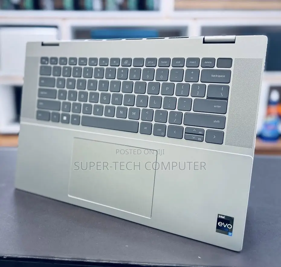 New Laptop Dell Inspiron 15 16GB Intel Core I7 SSD 1T