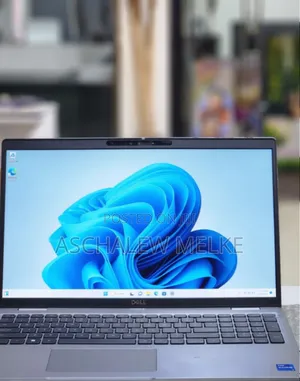 New Laptop Dell Latitude 5540 16GB Intel Core I7 SSD 512GB