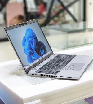 New Laptop Dell Latitude 5540 16GB Intel Core I7 SSD 512GB