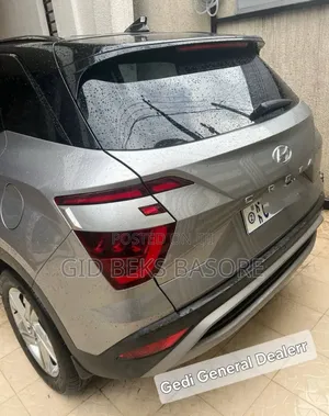 Hyundai Creta 2023 Silver