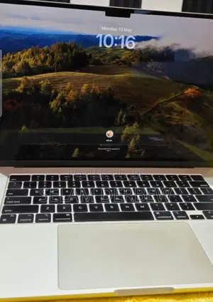 Photo - New Laptop Apple MacBook Air 2024 M3 15-Inch 16GB Apple M3 SSD 512GB