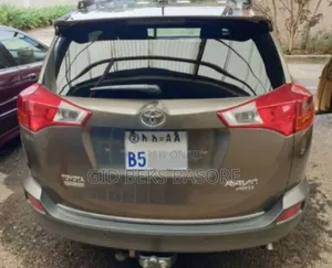 Toyota RAV4 2015 Brown