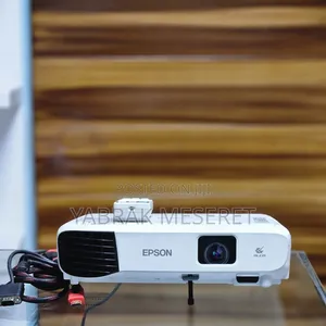 Photo - Epson Projector With Bag , Remote 
Model Name: Eb-E10