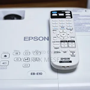 Epson Projector With Bag , Remote 
Model Name: Eb-E10
