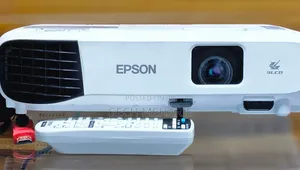 Photo - Ebrand New Epson Projector With Bag , Remote Model E10!